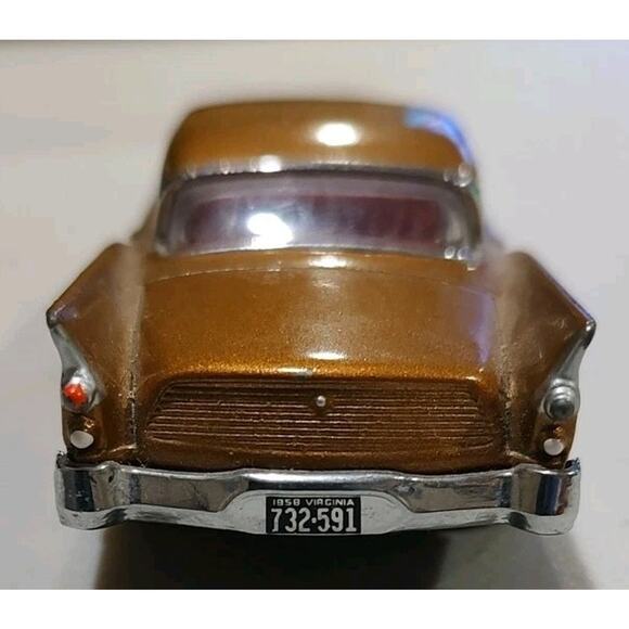 Matchbox Dinky Collection DY26 STUDEBAKER GOLDEN HAWK 1958 Collectible Car - Picture 4 of 6